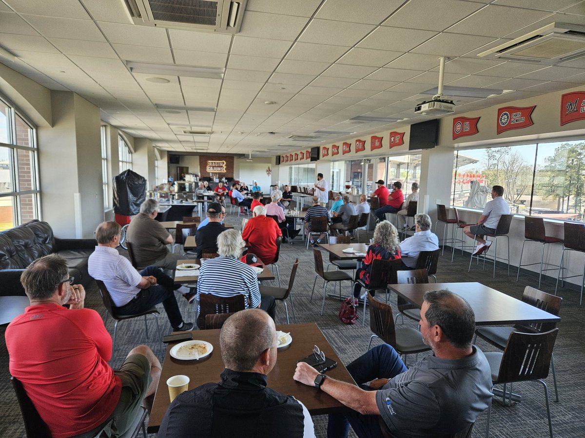 Ragin Cajuns Diamond Club tweet media