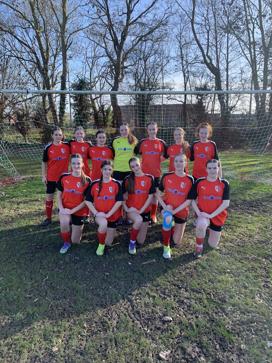 HowdenPE tweet media