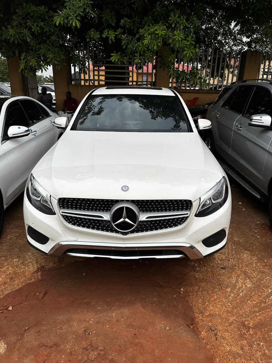 Fourwheelsautos's tweet photo. Big bunda 🥹😍
Did you get it right? 

2017 Mercedes Benz GLC300 coupe
Available in benin city for just… talk any price, I go sell am give you!

Serious buyers
DM on WhatsApp 👉 https://t.co/bBXlEumG61 https://t.co/5QvGxent41