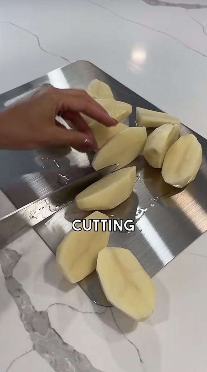 سِهام tweet media