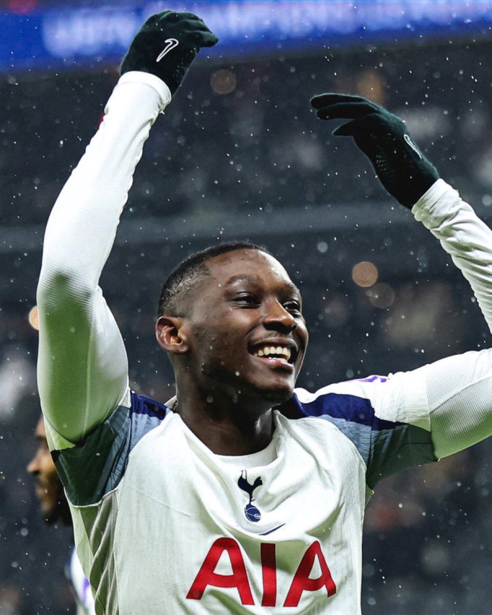 #KoloMuani sigue siendo la elección perfecta para reforzar el ataque de la Juventus, ya que está disponible por menos de € 50m y ya ha jugado para la Juventus, estableciendo una relación con jugadores actuales del club como Vlahovic.

[ <a href="/tuttosport/">Tuttosport</a> ]

#Juventus #Juve #ForzaJuve