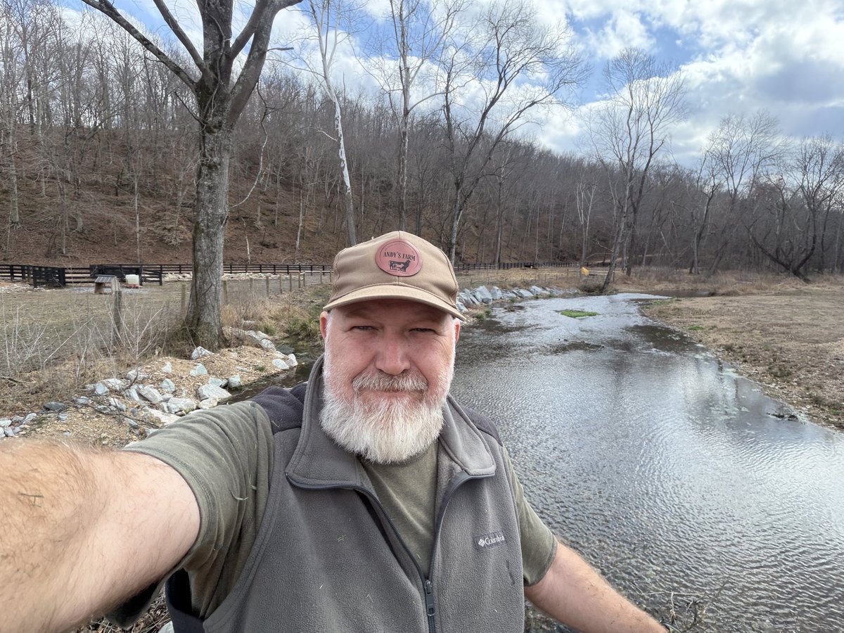 farmer Todd 🐄🐐🐖🐑🦙🐓 tweet media