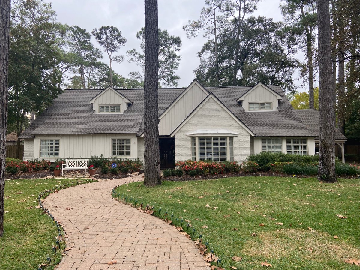 longpointroof's tweet photo. New GAF Timberline HDZ Composition Shingle Roof System. https://t.co/mOPAjvaN0X