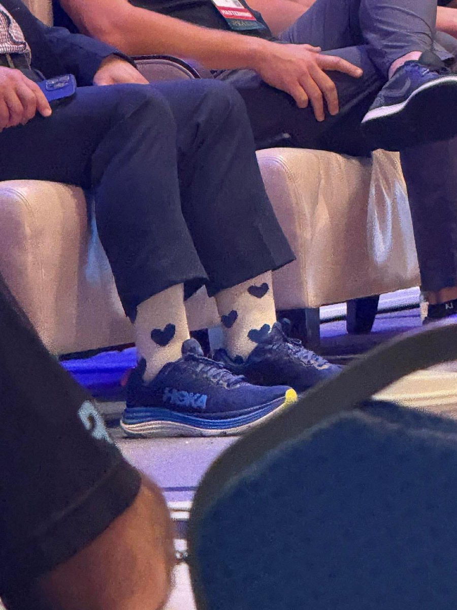 JayBerkowitz's tweet image. I am about to to go on stage to speak to my fellow agencies at my industry Mastermind!

#AgencyLife #FounderJourney #Mastermind