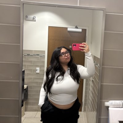 citakitty's tweet photo. I’m feeling skinny 😈 https://t.co/4Q2SqXgsuZ
