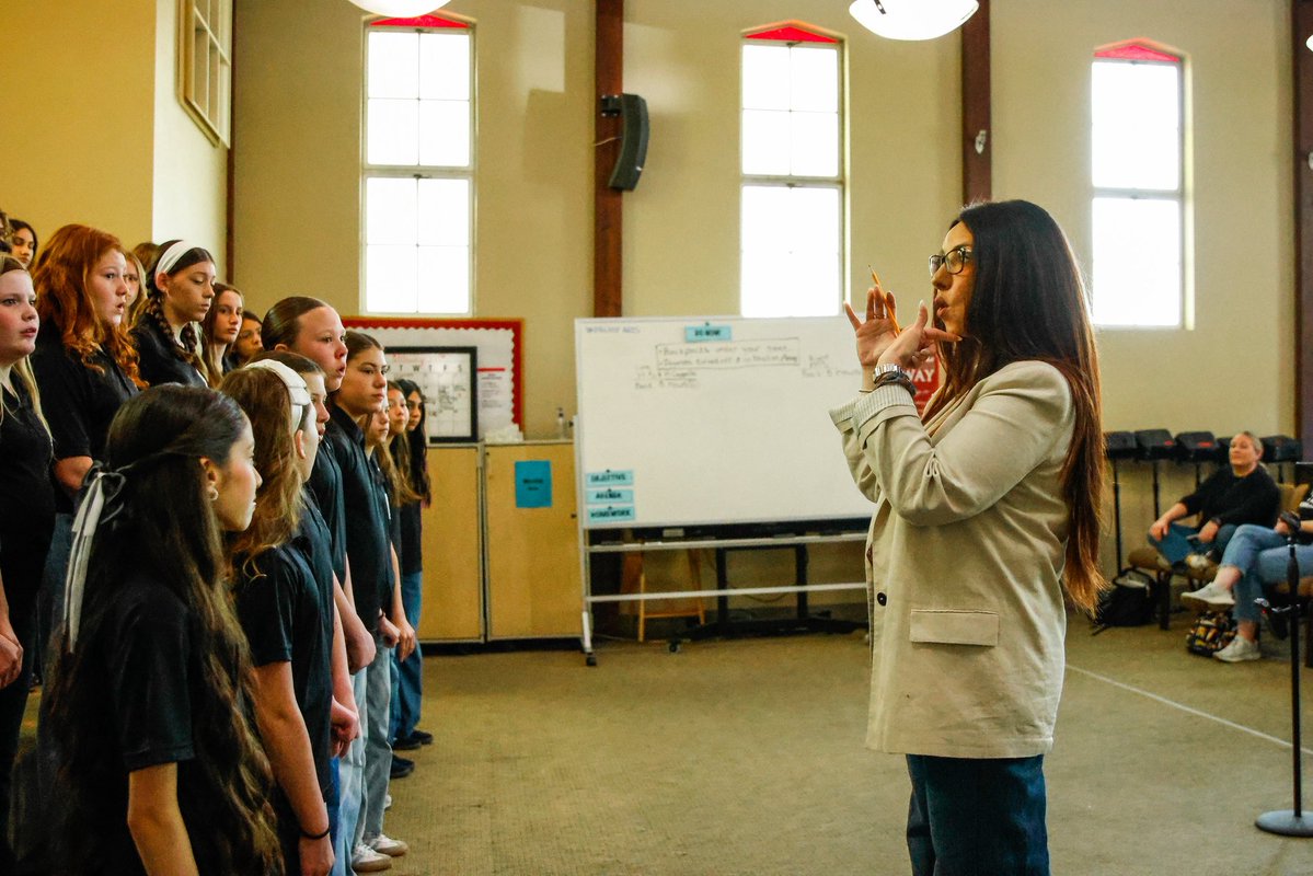 Village Christian School tweet media