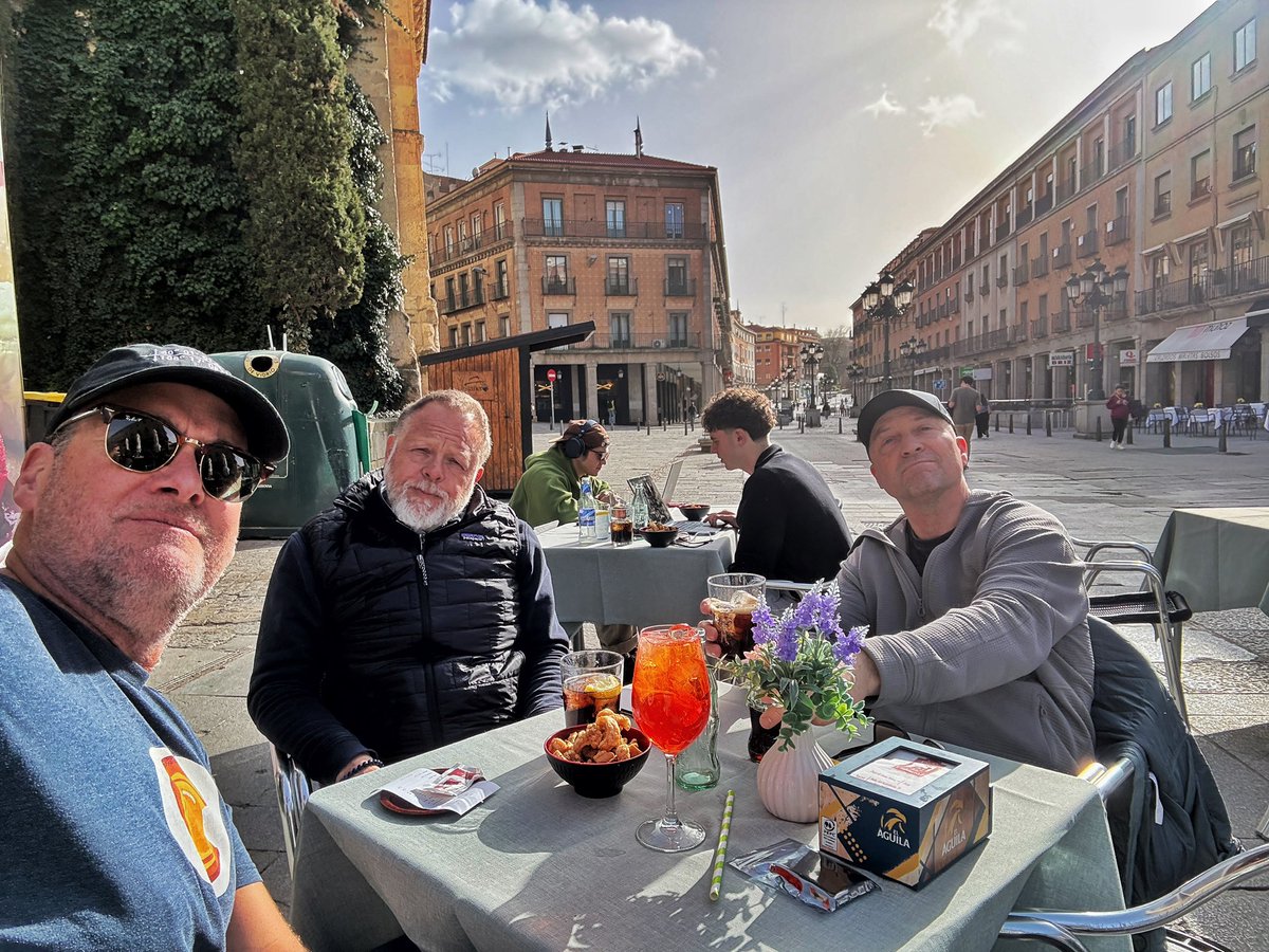 WaypointFilms's tweet photo. Aperol spritz in the Plaza to celebrate a wrap on 5 great days of shooting in España! https://t.co/mORBxOwfpX