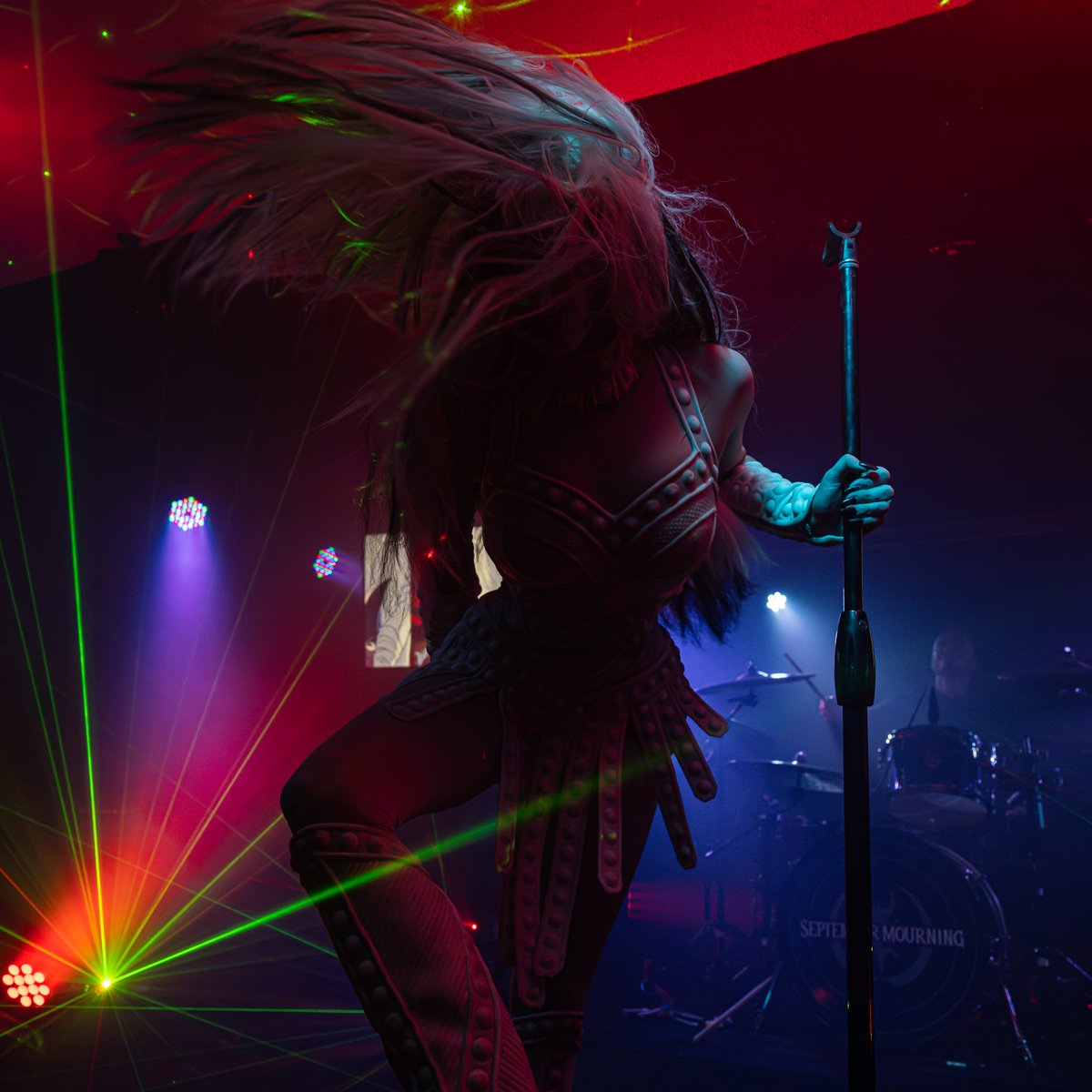 Emily Lazar tweet media