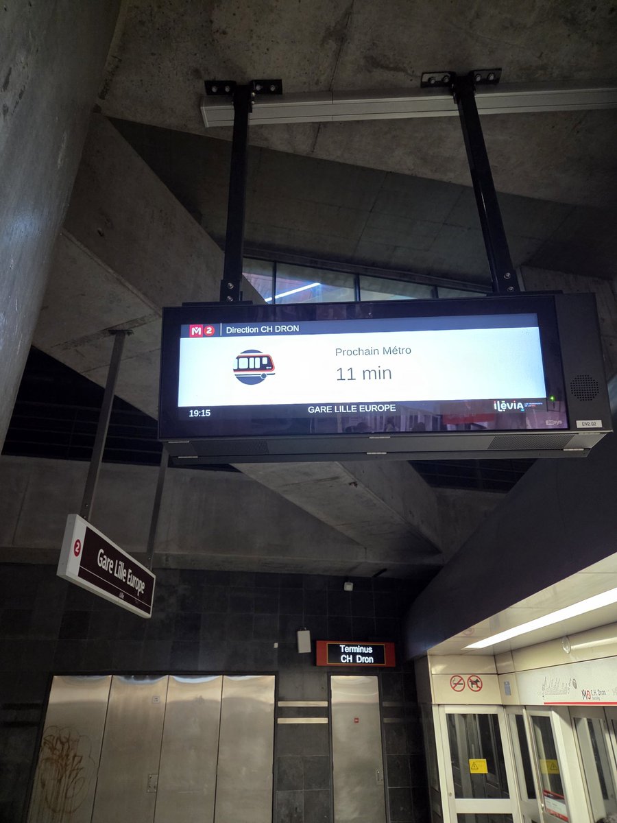 Quand .<a href="/ilevia_metro/">ilévia Métro</a> te fait des blagues en pleine période de pointe du soir (pour rentrer chez toi) 🤔