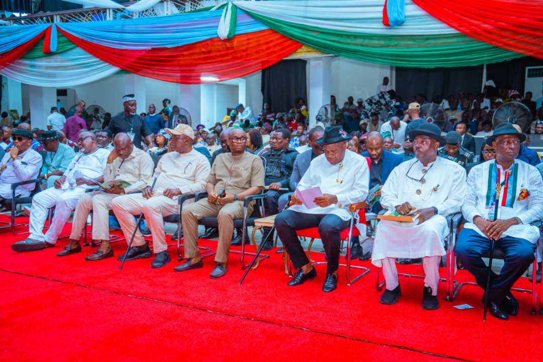 govdouyediri's tweet photo. Congratulations New State Working Committee of Bayelsa APC!

This afternoon, with the affirmation of all leaders, delegates, and stakeholders, our party, the All Progressives Congress (APC), in Bayelsa State elected members of the State Working Committee.  

The peaceful atmosphere and process that pervaded the entire exercise have further strengthened the bond of unity among members.

Congratulations to our brand new State Chairman, Hon. Warman Weri Ogoriba, and other working committee members.  

In my brief address, I urged members of the party to remain united and continue to work hard for the re-election of President Bola Ahmed Tinubu and also deliver all candidates of APC in the other elective positions. 

Thank you all for standing firmly with our Government of Assured Prosperity in the journey towards a greater, united and prosperous Bayelsa. Nua!