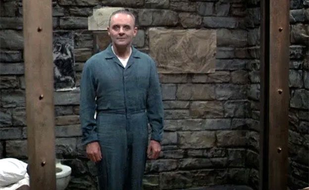 -Dime Clarice, ¿ha dejado ya de llorar Trump porque el Perro Xanxe no le deja usar las bases aéreas españolas?