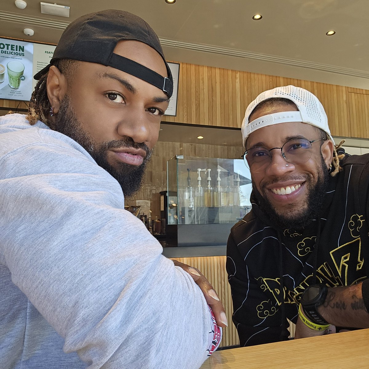 Hadoken 💨💨💨💨 tweet media