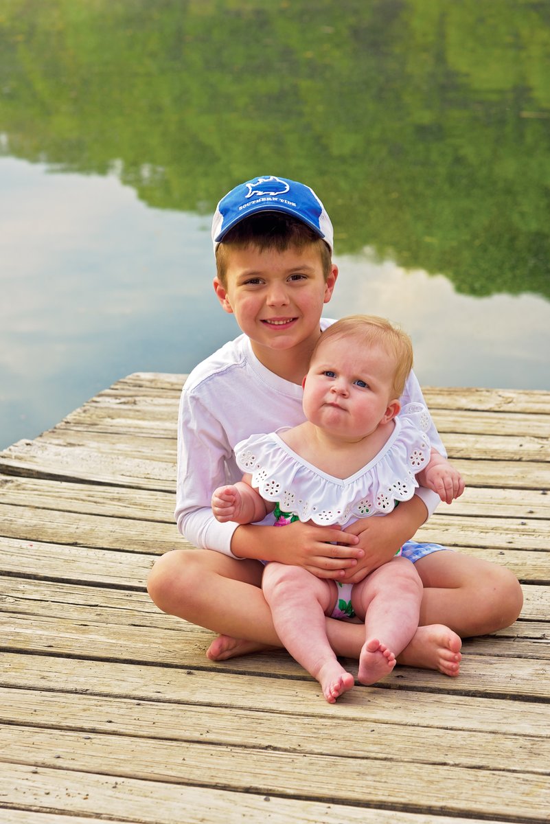 Mark_A_Shephard's tweet photo. Children's Portrait Photographer Morgantown | Mark Shephard

Carson, 5, and his baby sister, Sloan, 7 1/2 months, pose for Mother's Day portraits at Cheat Lake Park near Morgantown, West Virginia.

https://t.co/NUxgteIZIA

#WestVirginiaU #WVLiving #MorgantownMag #Monongalia_Co https://t.co/ZAzL1ZHofq