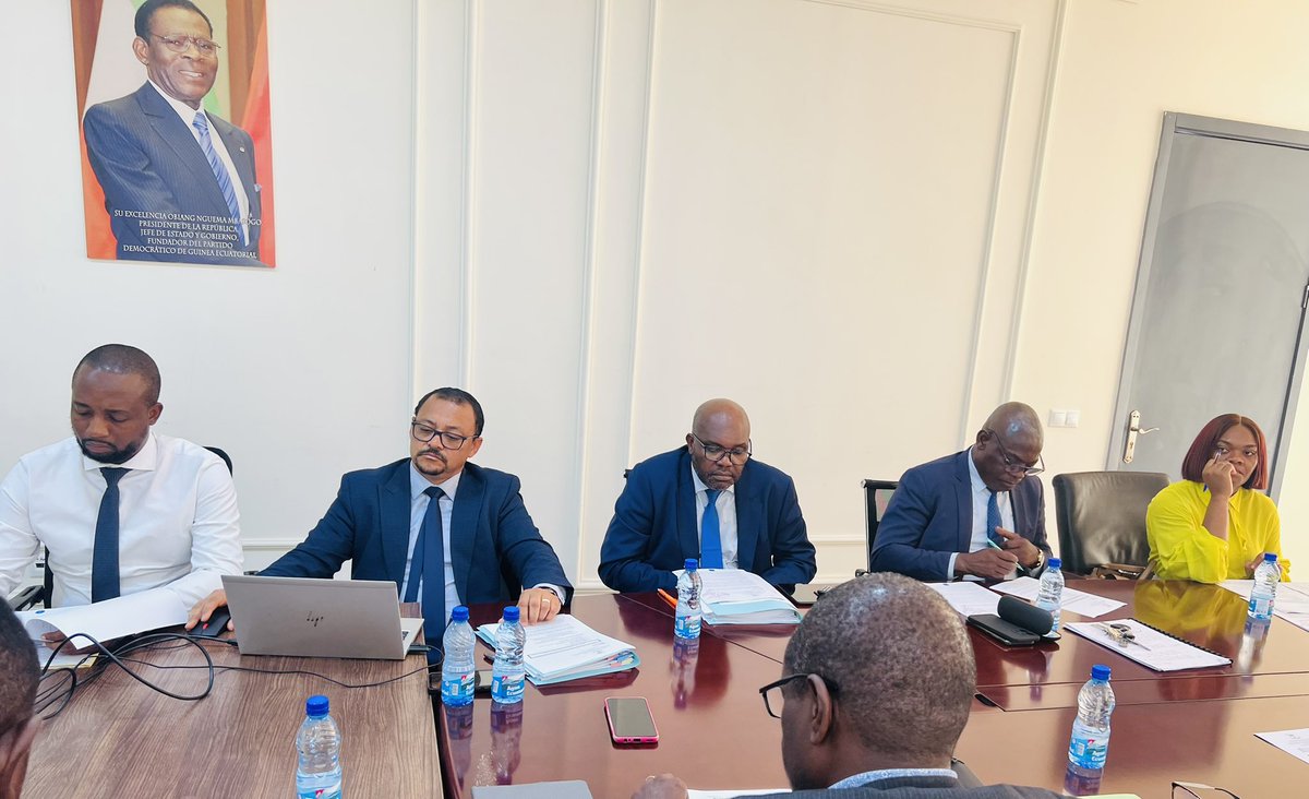 Edjang_Ruben's tweet photo. En la reunión del Comité de Dirección de la CAADP, celebrada este martes 03/03, mi equipo y yo evaluamos la ejecución del Plan de Acción 2025, además de revisar las acciones planeadas para 2026, reafirmando nuestro compromiso con una gestión institucional eficiente y responsable. https://t.co/6czHtgjHTn