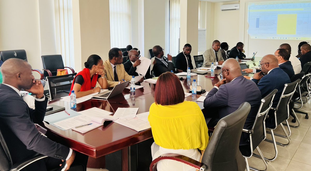 Edjang_Ruben's tweet photo. En la reunión del Comité de Dirección de la CAADP, celebrada este martes 03/03, mi equipo y yo evaluamos la ejecución del Plan de Acción 2025, además de revisar las acciones planeadas para 2026, reafirmando nuestro compromiso con una gestión institucional eficiente y responsable. https://t.co/6czHtgjHTn