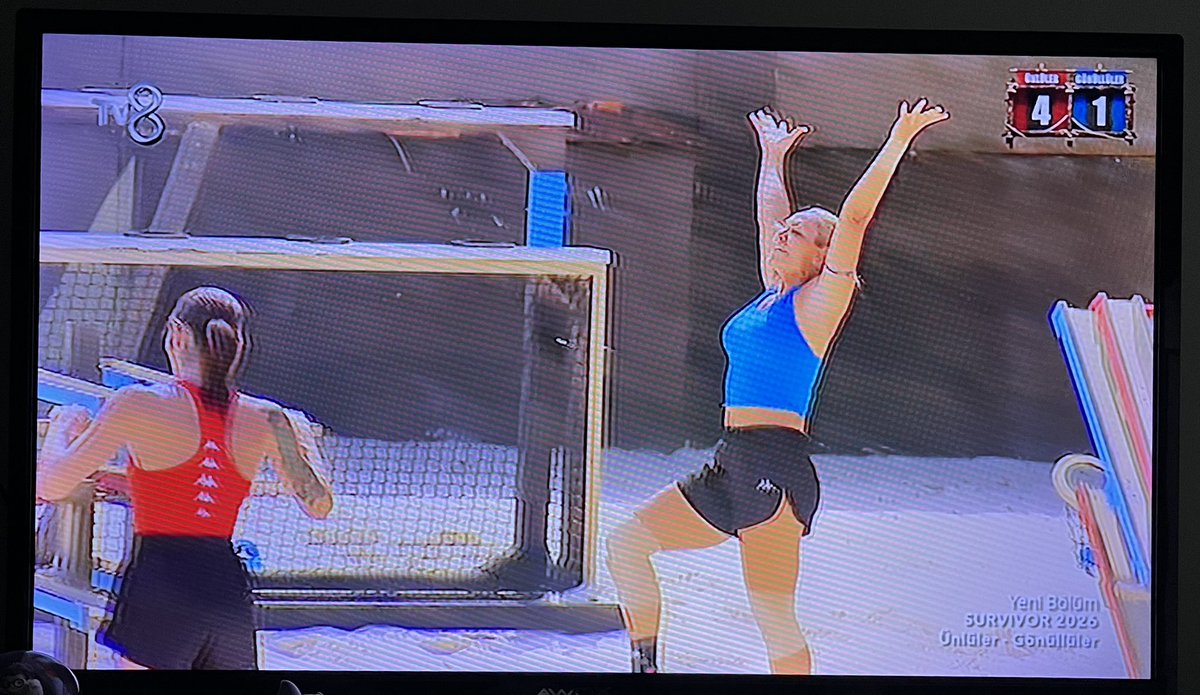 Nefise’yi atışa bile geçirmeyen Nagihan’dan biz razıyız. Nefise hava yollarıymış! Bu yavaşlıkla anca kağnı yolları olursun sen. #Survivor2026