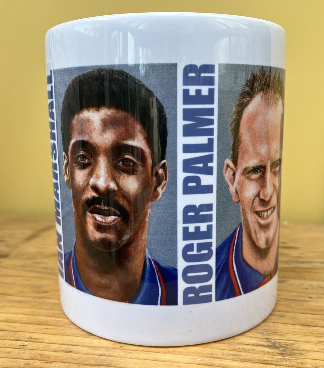 SteveAndArt's tweet photo. A big hit with #oafc fans down Boundary Park way... these #Latics Legends mugs have sold like hot cakes but there are plenty left! Snap one up while there's 25% off using the link https://t.co/XleE87o56Q #oldham #andyritchie #footballart #footballgifts https://t.co/G6dCrzJZfI