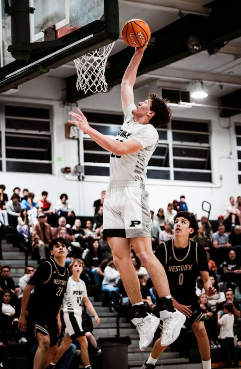 James Clifford 6’7” DE/TE tweet media