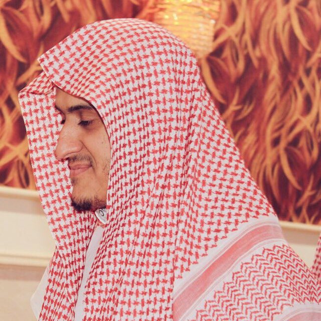 السجن سجن القلب، هذا حرٌّ طليق ينتحر وهذا سجين مكبّل يضحك..
وأن يُسجن بدنك ويبقى قلبك حرّا خيرٌ من ذنبٍ يأسر قلبك ويطلق بدنك ﴿قَالَ رَبِّ السِّجْنُ أَحَبُّ إِلَيَّ مِمَّا يَدْعُونَنِي إِلَيْهِ﴾ [يوسف:٣٣]

- فك الله أسرهم جميعا.