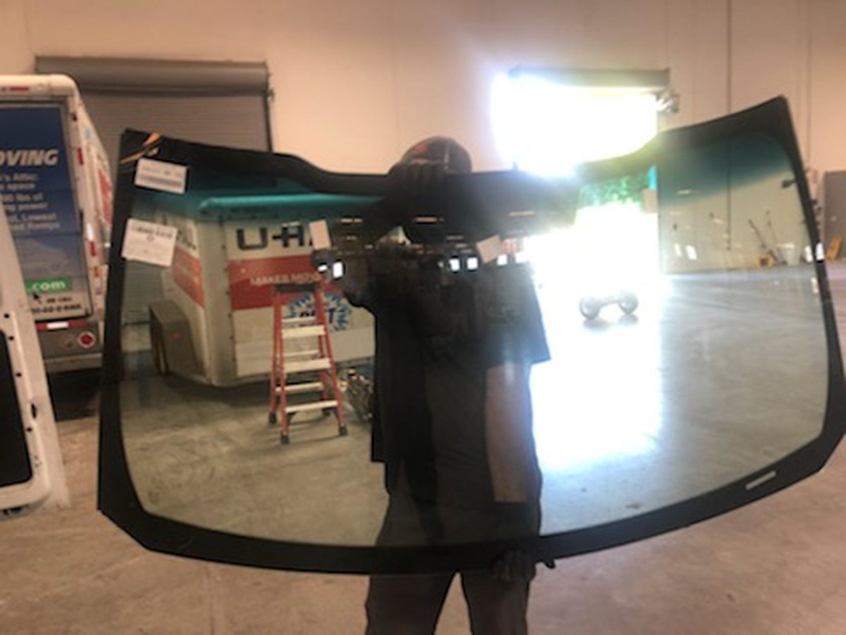 Super1GlassAuto's tweet photo. Sometimes replacement is the only safe choice. That's why we provide efficient auto glass replacement for windshields and side windows. Schedule now and get back on the road.
#AutoGlassReplacement
https://t.co/cjtHL4rbfW https://t.co/ETBXhF7Uyw