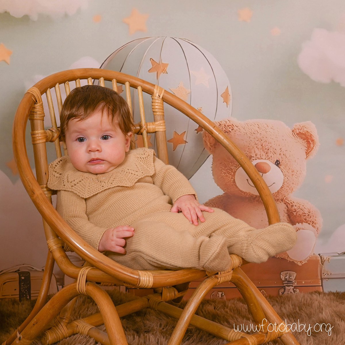 GranadaBaby's tweet photo. Preciosas sesiones fotográficas 📷 Si quieres más info solicita en https://t.co/kcpDzcfqE1 #Granada #FotoBabyGranada #NewBorn #Estudio #Bebes #FelizMartes #Martes #ComercioLocal https://t.co/qQRMHNTx7d
