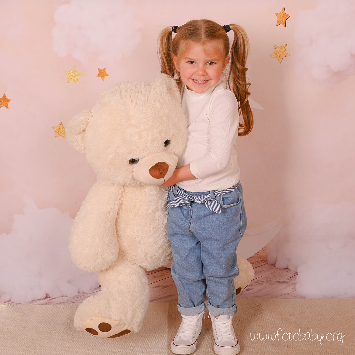 GranadaBaby's tweet photo. Preciosas sesiones fotográficas 📷 Si quieres más info solicita en https://t.co/kcpDzcfqE1 #Granada #FotoBabyGranada #NewBorn #Estudio #Bebes #FelizMartes #Martes #ComercioLocal https://t.co/APaxVV40bE