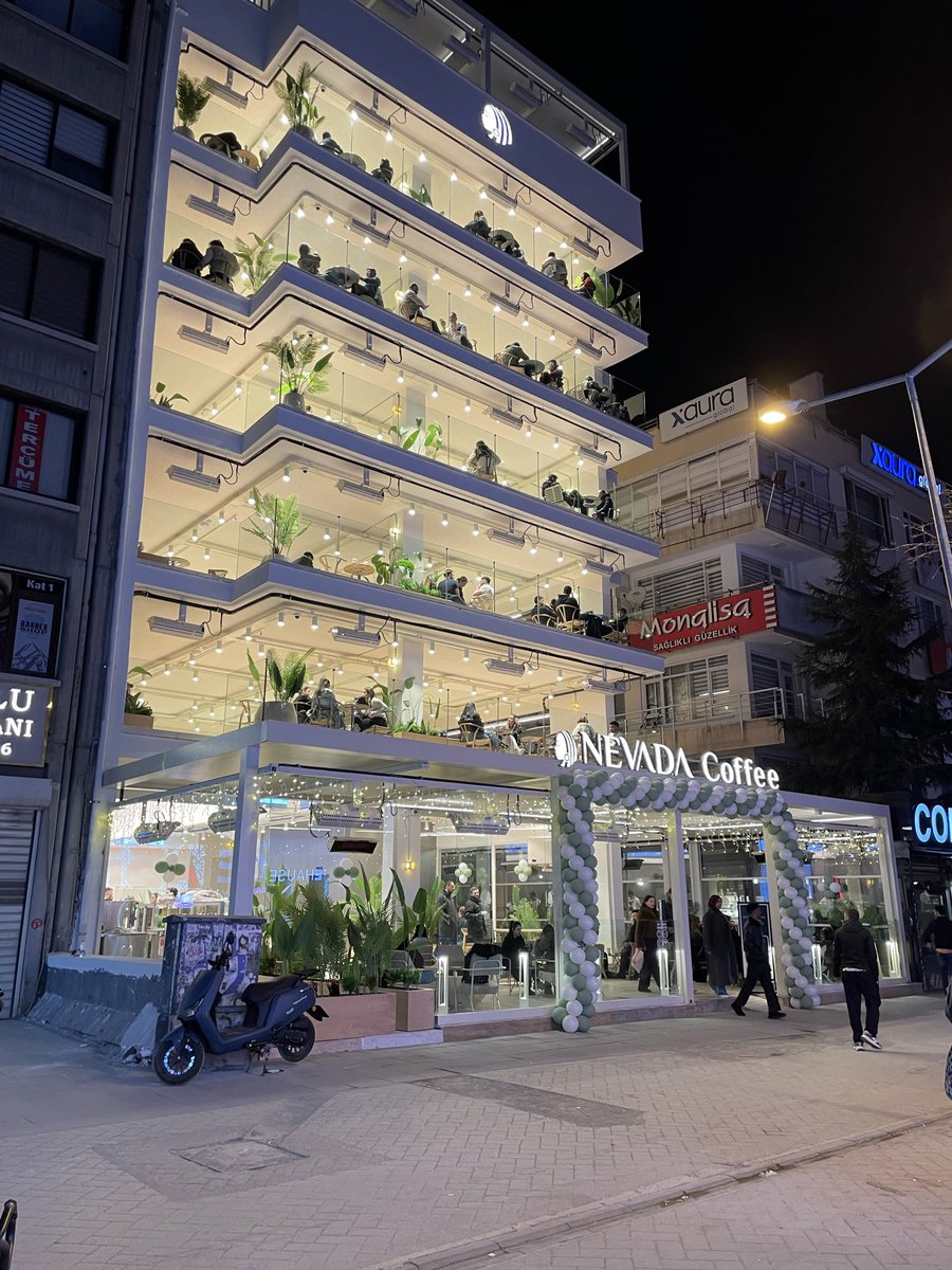 kapiyi cekin gidin tweet media