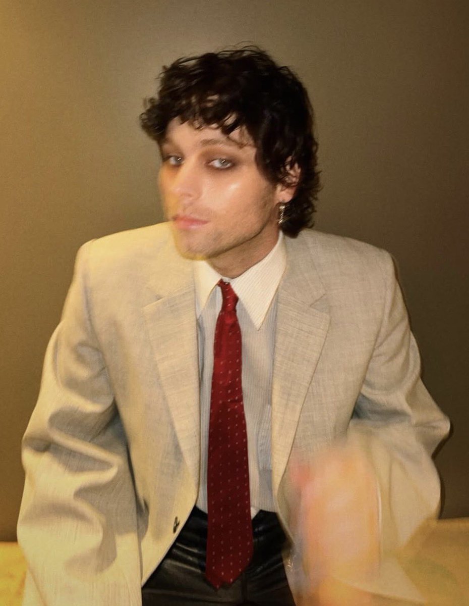 ⭑ ໑̣ Kc ²⁸🇭🇹🏒⭑ ໑̣ (IA) tweet media