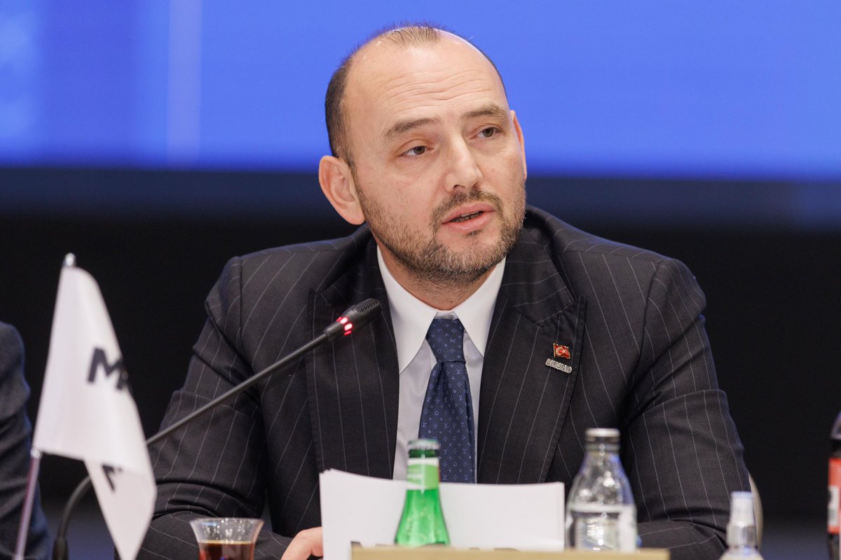 Burhan Özdemir tweet media