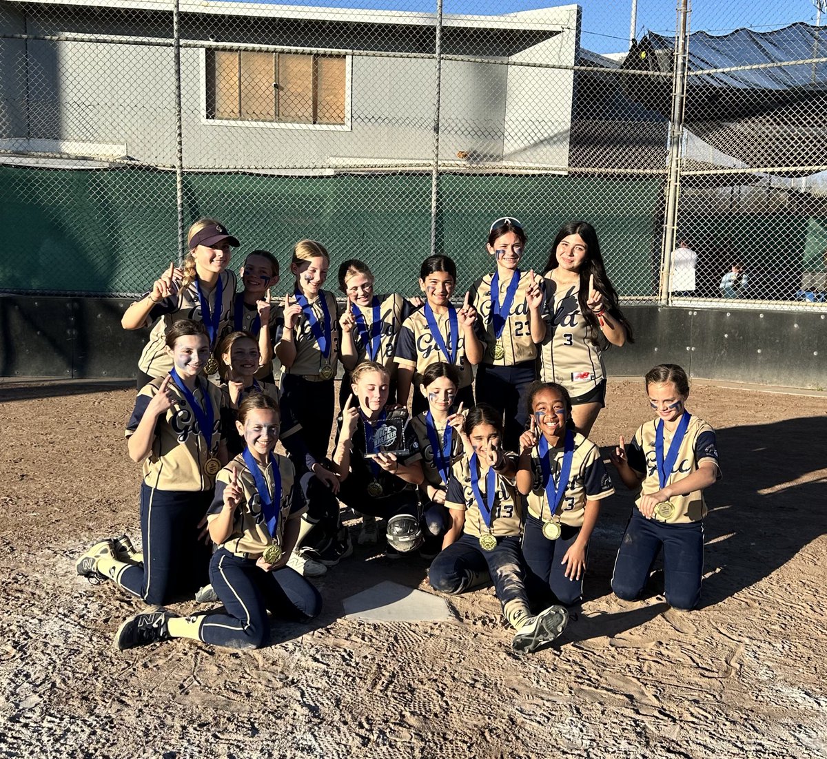 AshleyBugg2034's tweet photo. First Tourney of 2026‼️ AST Icebreaker Champions🏆 #LETSGO #10U #2034 #foothillgold https://t.co/SWIk1ttbhz