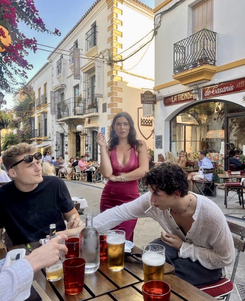 Mambo Italiano tweet media