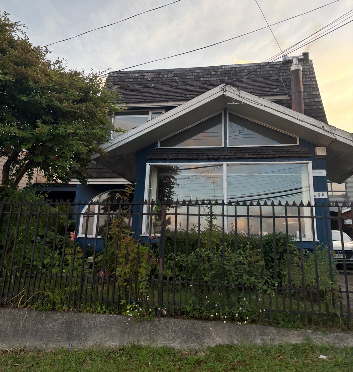 ObtainerOfRareAntiquities tweet media