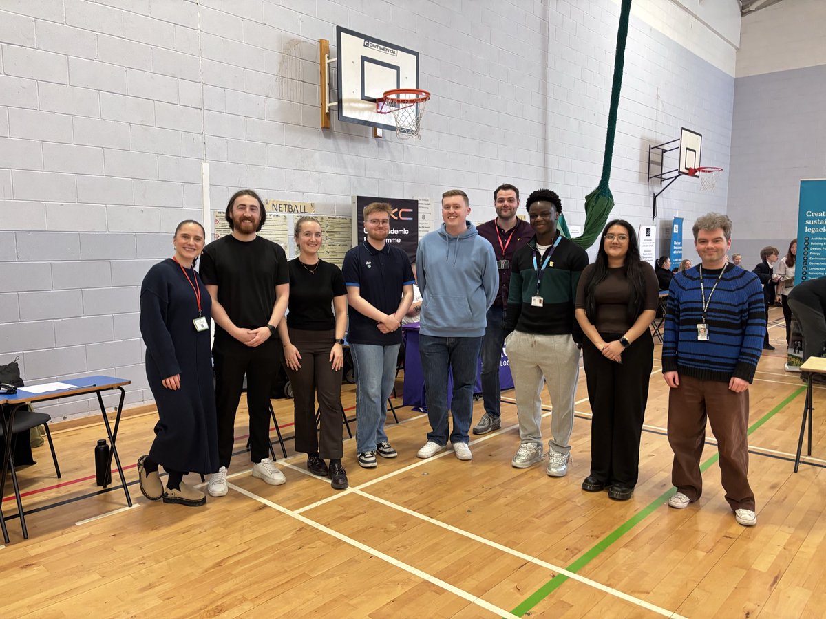 Miss Burrell tweet media