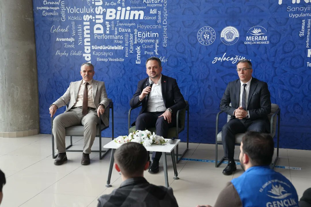 GSB_MeramGM's tweet photo. Gençlik ve Spor Bakan Yardımcımız Sn. Dr. Enes Eminoğlu, Necmettin Erbakan Üniversitesi Köyceğiz Yerleşkesi Genç Ofisimizde gençlerle bir araya geldi.

#OfisteRamazan https://t.co/EGSWJJNXZR