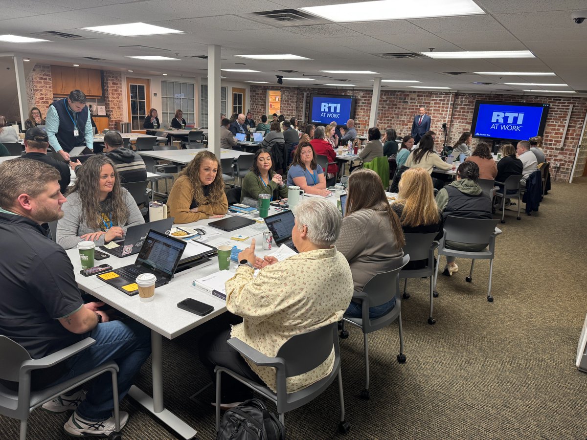 SolutionTree's tweet photo. 62 educators.
2 states.
1 mission: Make RTI actually work.
Day 1 of our RTI at Work Workshop with Mike Mattos is underway in Bloomington, IN.
#RTIatWork #EducationLeadership #SchoolImprovement https://t.co/2mYoN52TWI
