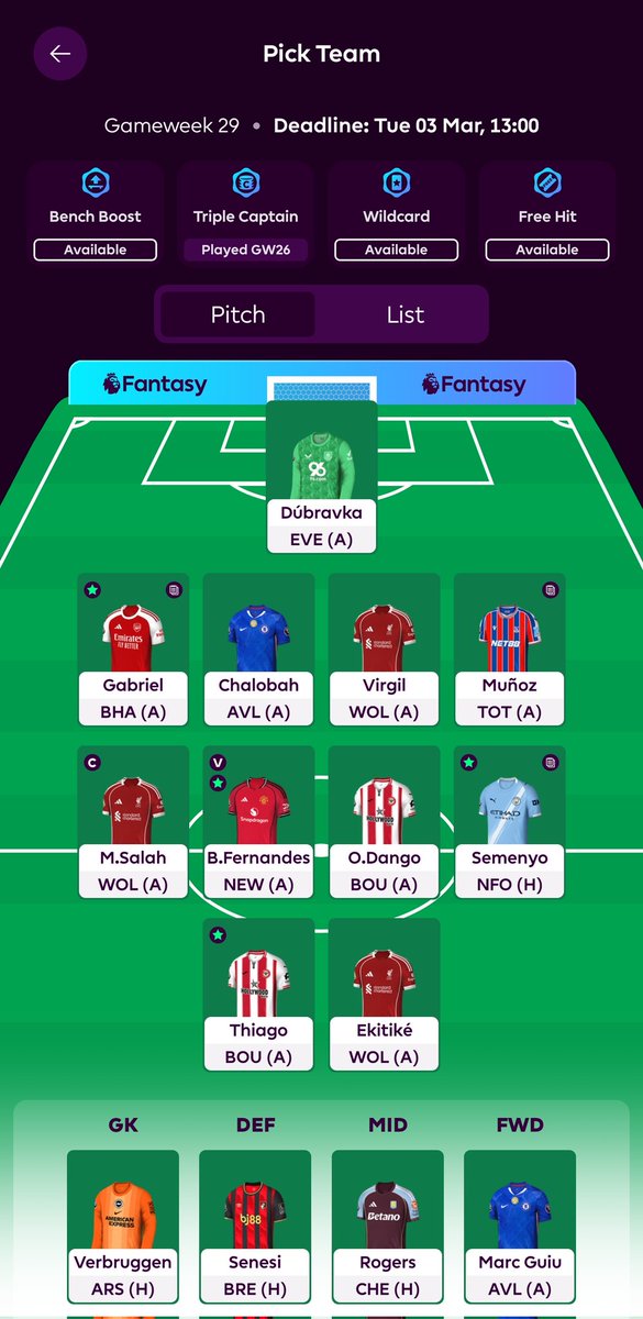 FPLZeus's tweet photo. @FPLUpdates_Tips 20k, but had to get Salah this week https://t.co/HfFDKnJCS9