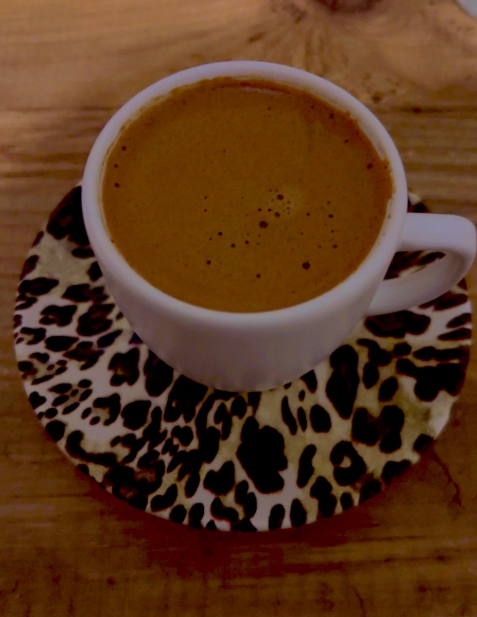 Boşverin herşeyi gelin bi cafe içelim..