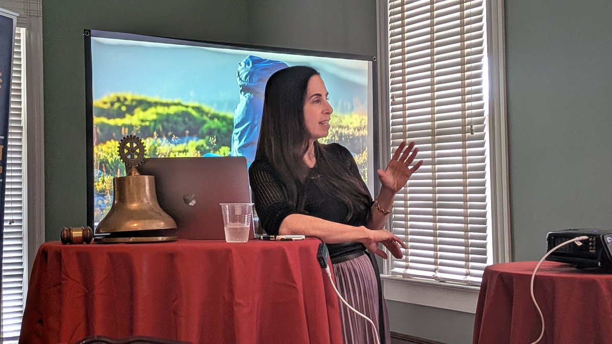 USAS_WW1's tweet image. #BreakingNews #Rotary #SmyrnaGa #Atlanta Juliet Funt spoke brilliantly about business efficiency and several ways to decrease workloads by reducing unnecessary tasks, projects, etc