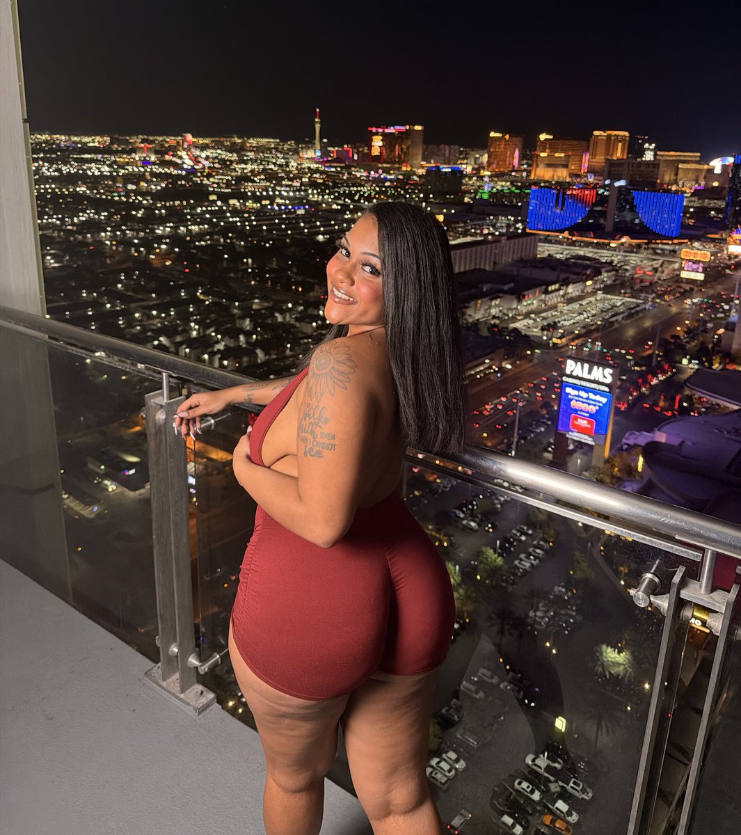 Omw to Miami.. looking for a hoochieee daddy or whatever sexy red said 🌴💦
🔗⬇️ https://t.co/h1DhYKkuDD