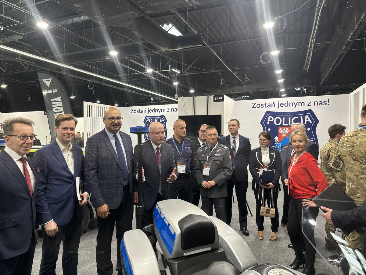 Alvin Gajadhur tweet media