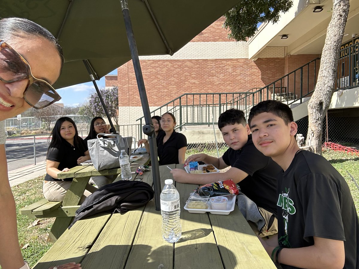 Amy Haywood tweet media