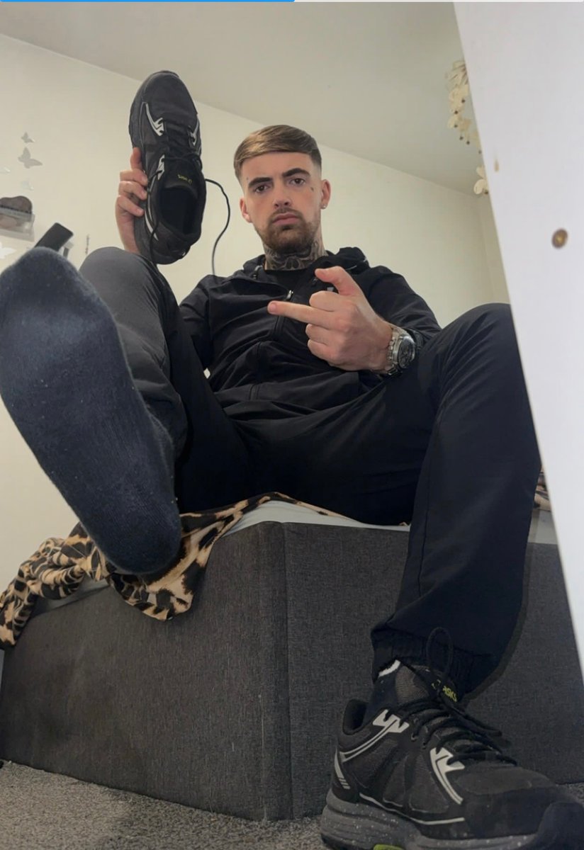 BullyBossFlash tweet media