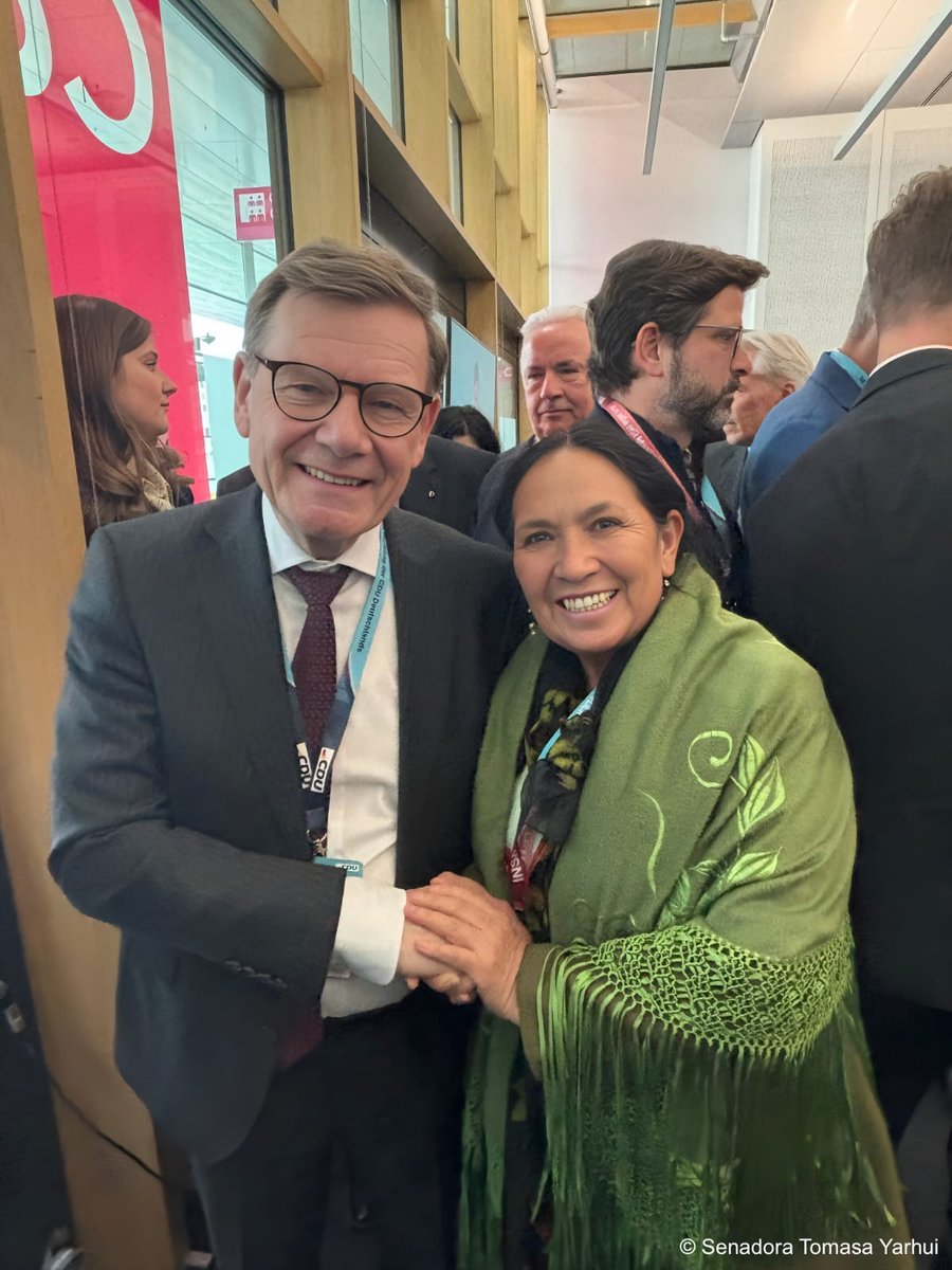 AlemaniaBOL's tweet photo. Gracias Senadora @YarhuiTomasa por su visita, por compartir sus experiencias del viaje a Alemania🇩🇪 y las importantes reuniones sostenidas. ¡Seguimos fortaleciendo el diálogo y la cooperación! 🤝 https://t.co/fkf4IUgPcw