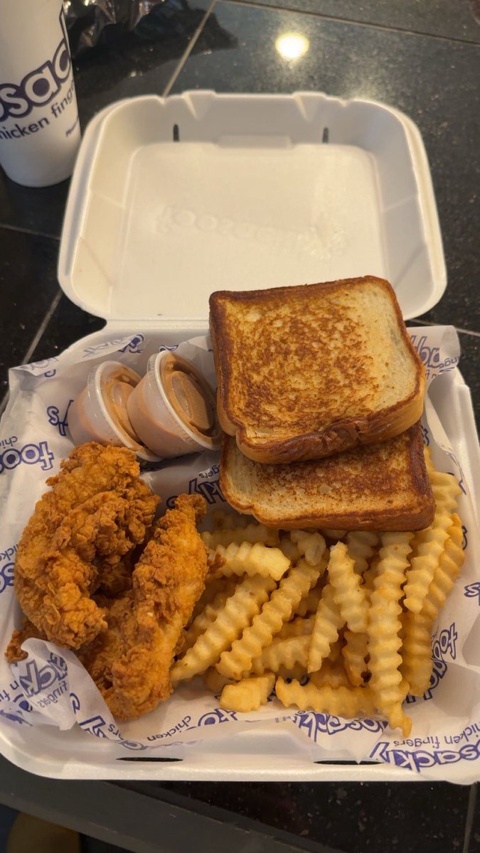 Thad “box muncher” Castle tweet media