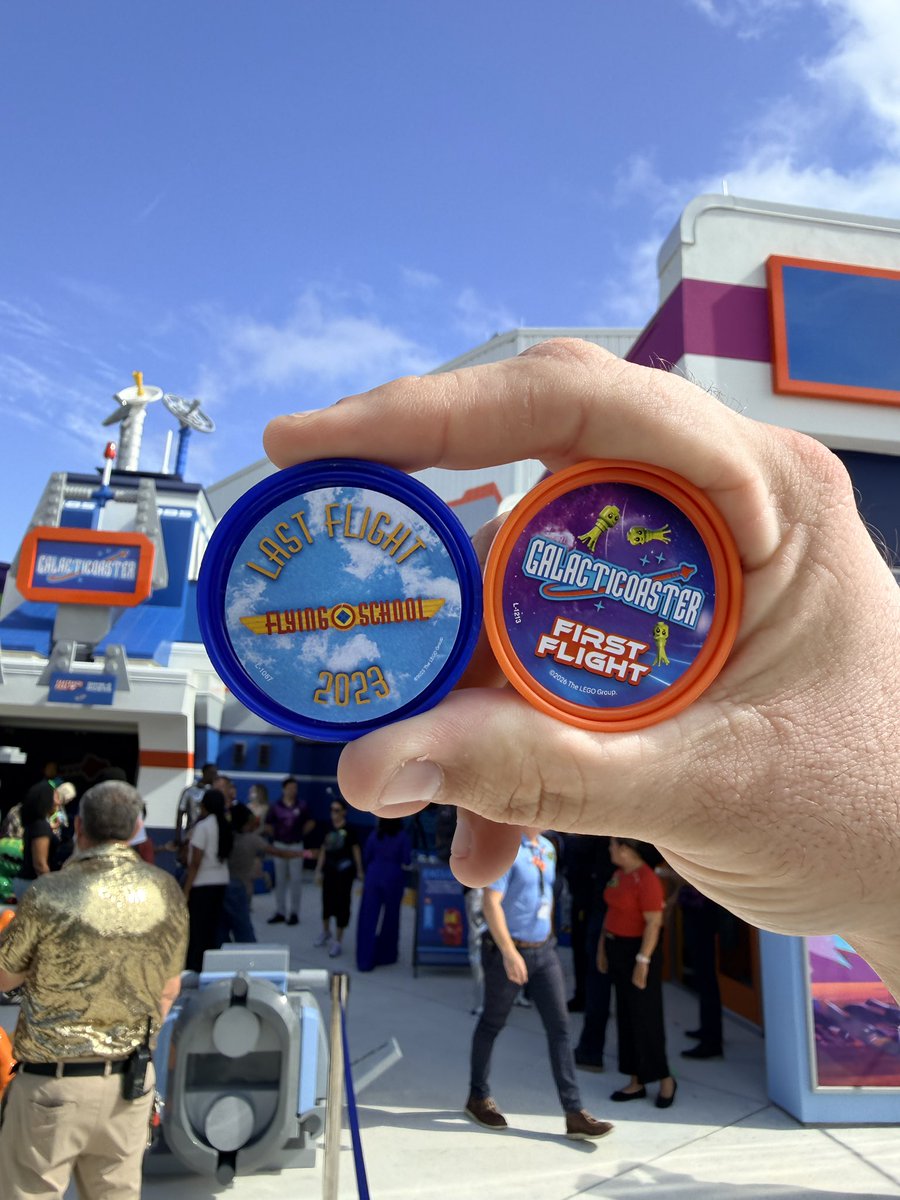 Banks Lee tweet media