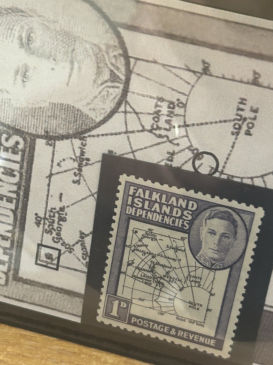 Philangles tweet media