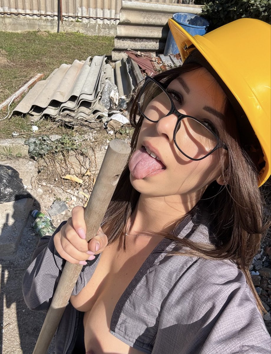 21sweetSunny tweet media