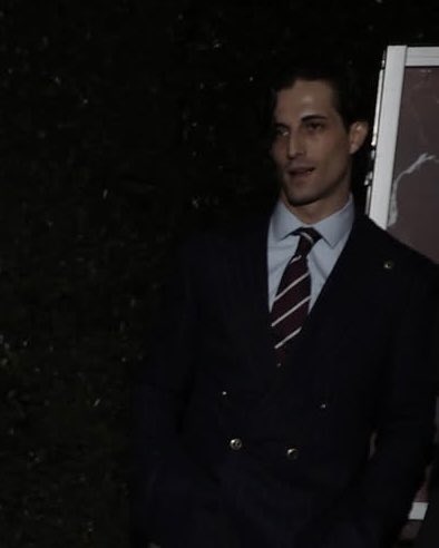 he’s like « that’s my future wife guys »