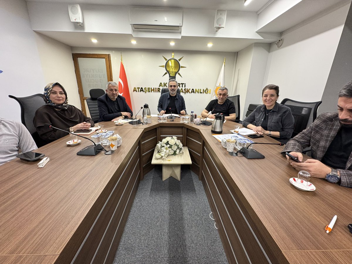 Haftalık Olağan Yönetim Kurulu toplantımızı gerçekleştirdik.

📍AK Parti Ataşehir İlçe Başkanlığı

<a href="/atasehirakparti/">AK Parti Ataşehir</a> 
<a href="/abdullahozdemir/">Abdullah Özdemir</a>