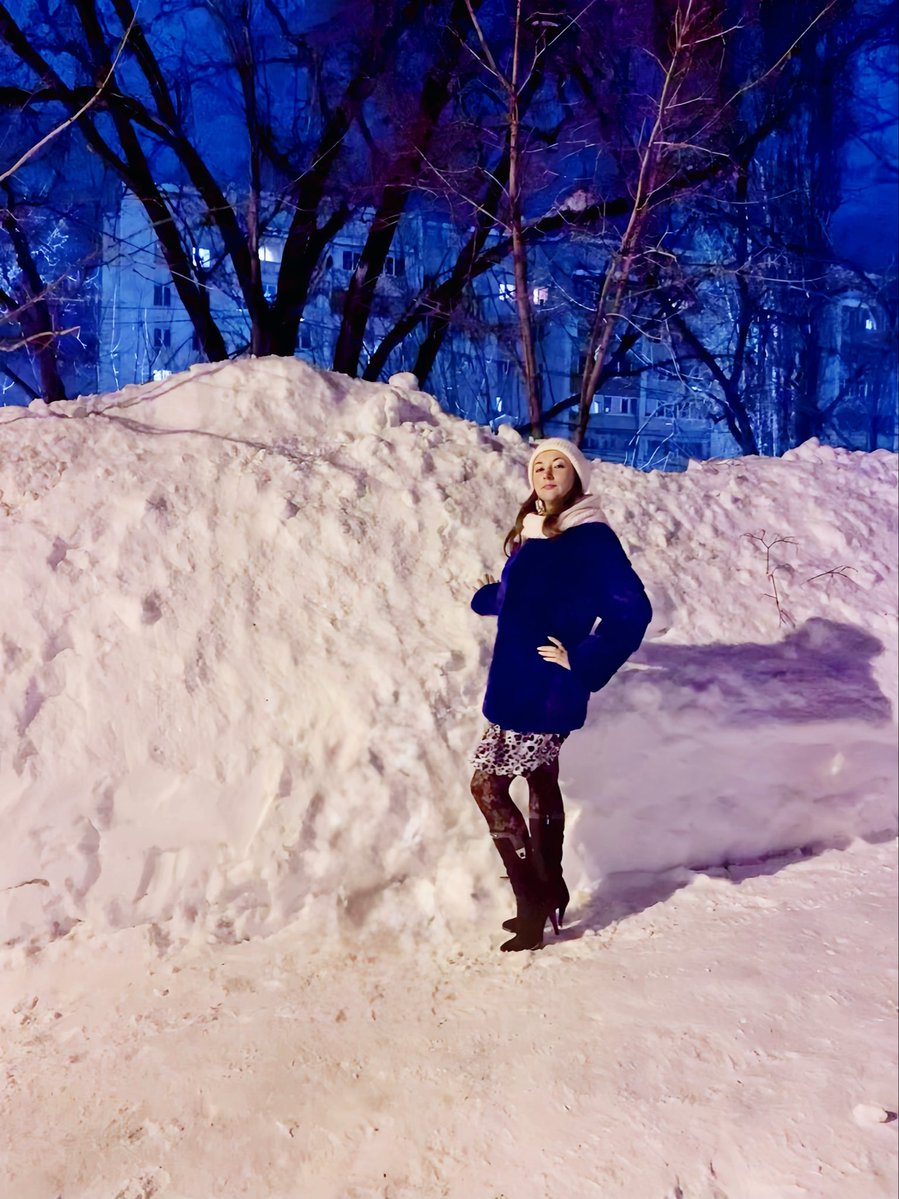 Вот и заканчивается, потихоньку уползая, настоящая зима ❄️ На улице капает с крыш, намекая на приближение долгожданной весны🌞

Давно не было снежных, холодных зим, когда хочется согреться. 

Зима, спасибо, что напомнила, какой ты бываешь, но давай в другой раз как-то понежнее ☺️